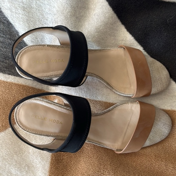 Kitten Heel Sandals - Stretch - Picture 3 of 7